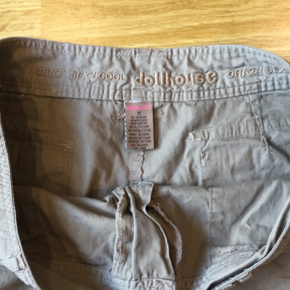 Crazy Sexy Cool Dollhouse Khaki Shorts Sz 11 - Picture 3 of 5